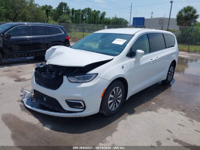 Photo 1 VIN: 2C4RC1L76NR129662 - CHRYSLER PACIFICA 