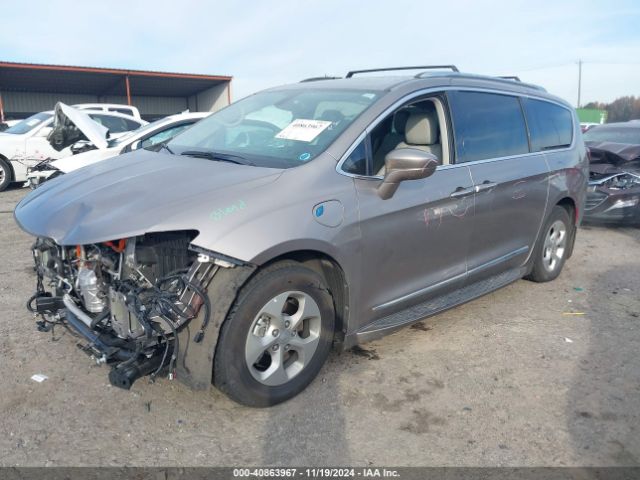 Photo 1 VIN: 2C4RC1L79JR124904 - CHRYSLER PACIFICA 