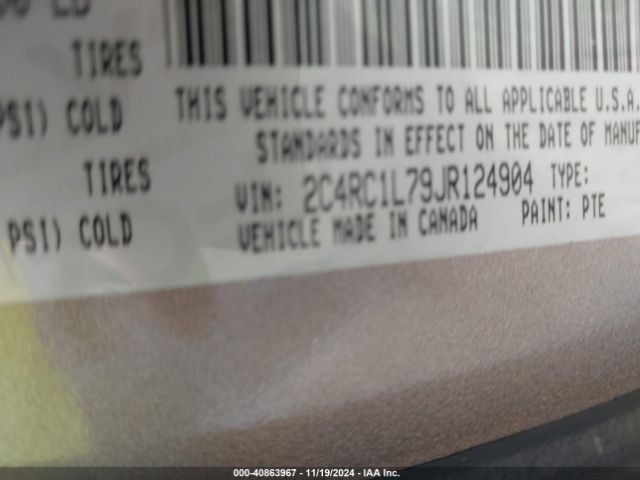 Photo 8 VIN: 2C4RC1L79JR124904 - CHRYSLER PACIFICA 