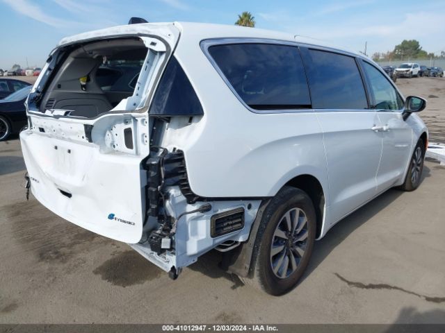 Photo 3 VIN: 2C4RC1L79PR518556 - CHRYSLER PACIFICA 