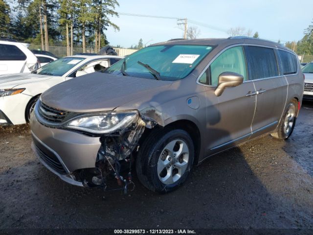 Photo 1 VIN: 2C4RC1L7XJR105620 - CHRYSLER PACIFICA HYBRID 