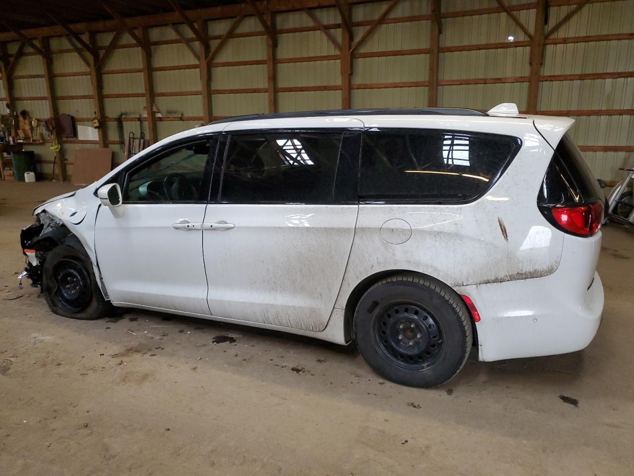 Photo 1 VIN: 2C4RC1N70KR722135 - CHRYSLER PACIFICA 