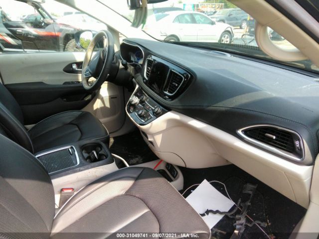 Photo 4 VIN: 2C4RC1N71LR277714 - CHRYSLER PACIFICA 