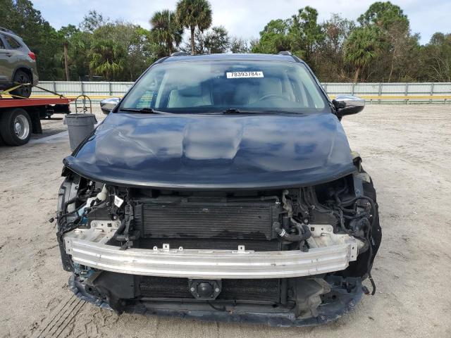 Photo 4 VIN: 2C4RC1N73JR359392 - CHRYSLER PACIFICA H 