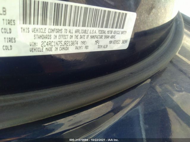 Photo 8 VIN: 2C4RC1N75JR213074 - CHRYSLER PACIFICA 