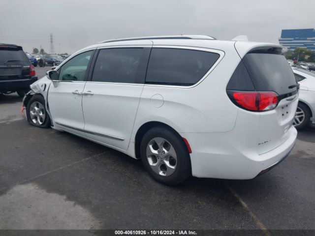 Photo 2 VIN: 2C4RC1N77JR230071 - CHRYSLER PACIFICA 