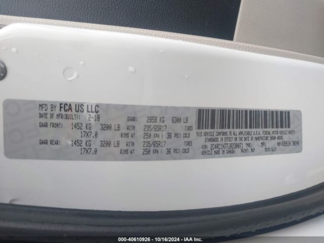 Photo 8 VIN: 2C4RC1N77JR230071 - CHRYSLER PACIFICA 