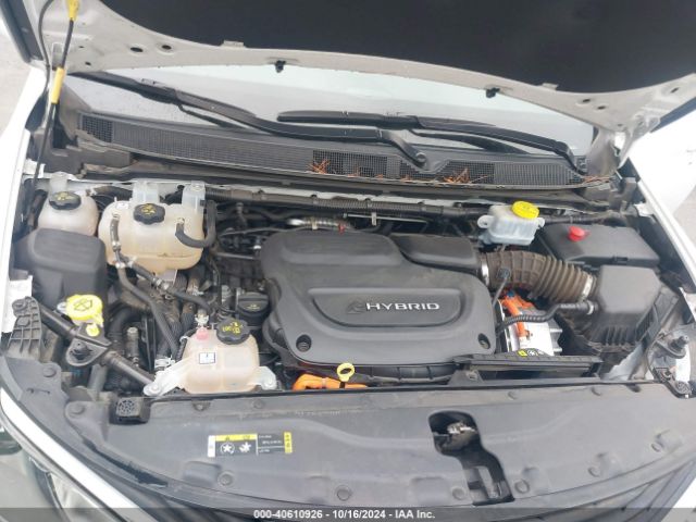 Photo 9 VIN: 2C4RC1N77JR230071 - CHRYSLER PACIFICA 