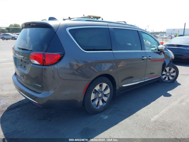 Photo 3 VIN: 2C4RC1N78JR213716 - CHRYSLER PACIFICA 