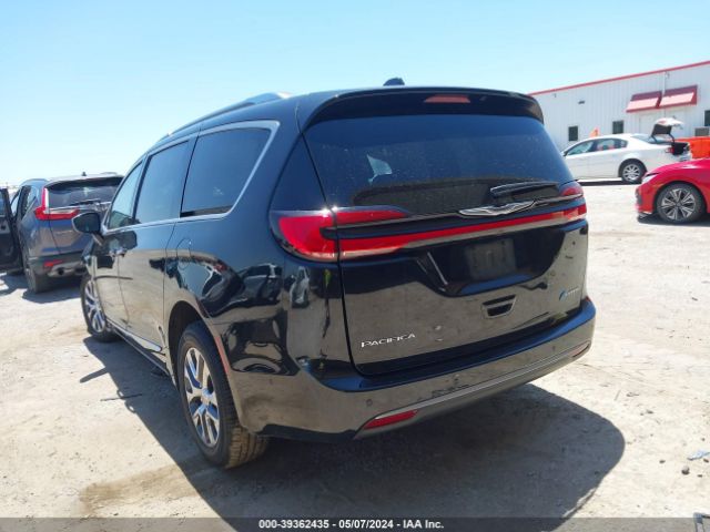 Photo 2 VIN: 2C4RC1N78NR101603 - CHRYSLER PACIFICA HYBRID 