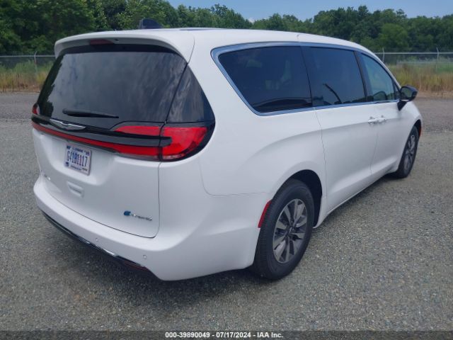 Photo 3 VIN: 2C4RC1S70RR174295 - CHRYSLER PACIFICA HYBRID 