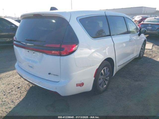 Photo 3 VIN: 2C4RC1S71PR595472 - CHRYSLER PACIFICA 