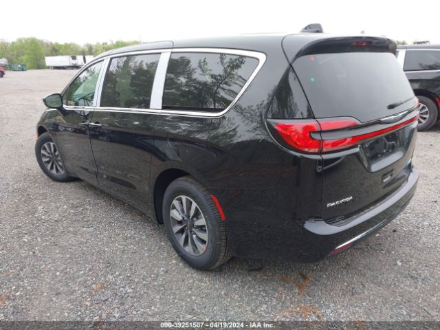 Photo 2 VIN: 2C4RC1S77RR147224 - CHRYSLER PACIFICA HYBRID 