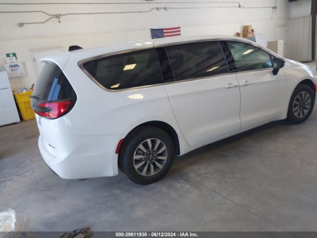 Photo 3 VIN: 2C4RC1S77RR160894 - CHRYSLER PACIFICA 