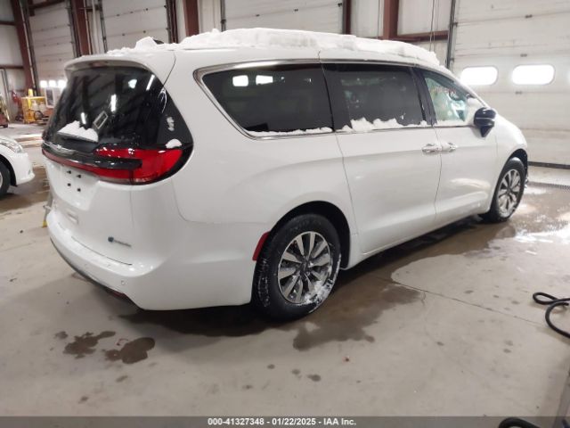 Photo 3 VIN: 2C4RC1S77RR166565 - CHRYSLER PACIFICA 