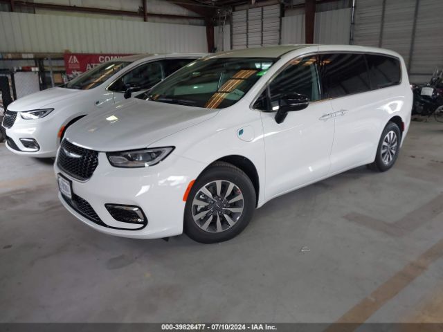 Photo 1 VIN: 2C4RC1S77RR170843 - CHRYSLER PACIFICA HYBRID 