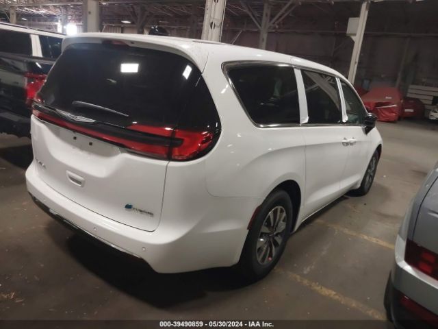 Photo 3 VIN: 2C4RC1S78RR147264 - CHRYSLER PACIFICA HYBRID 