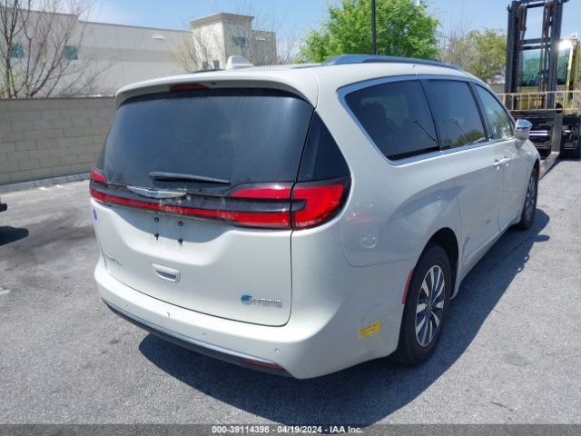 Photo 3 VIN: 2C4RC1S7XMR572591 - CHRYSLER PACIFICA HYBRID 