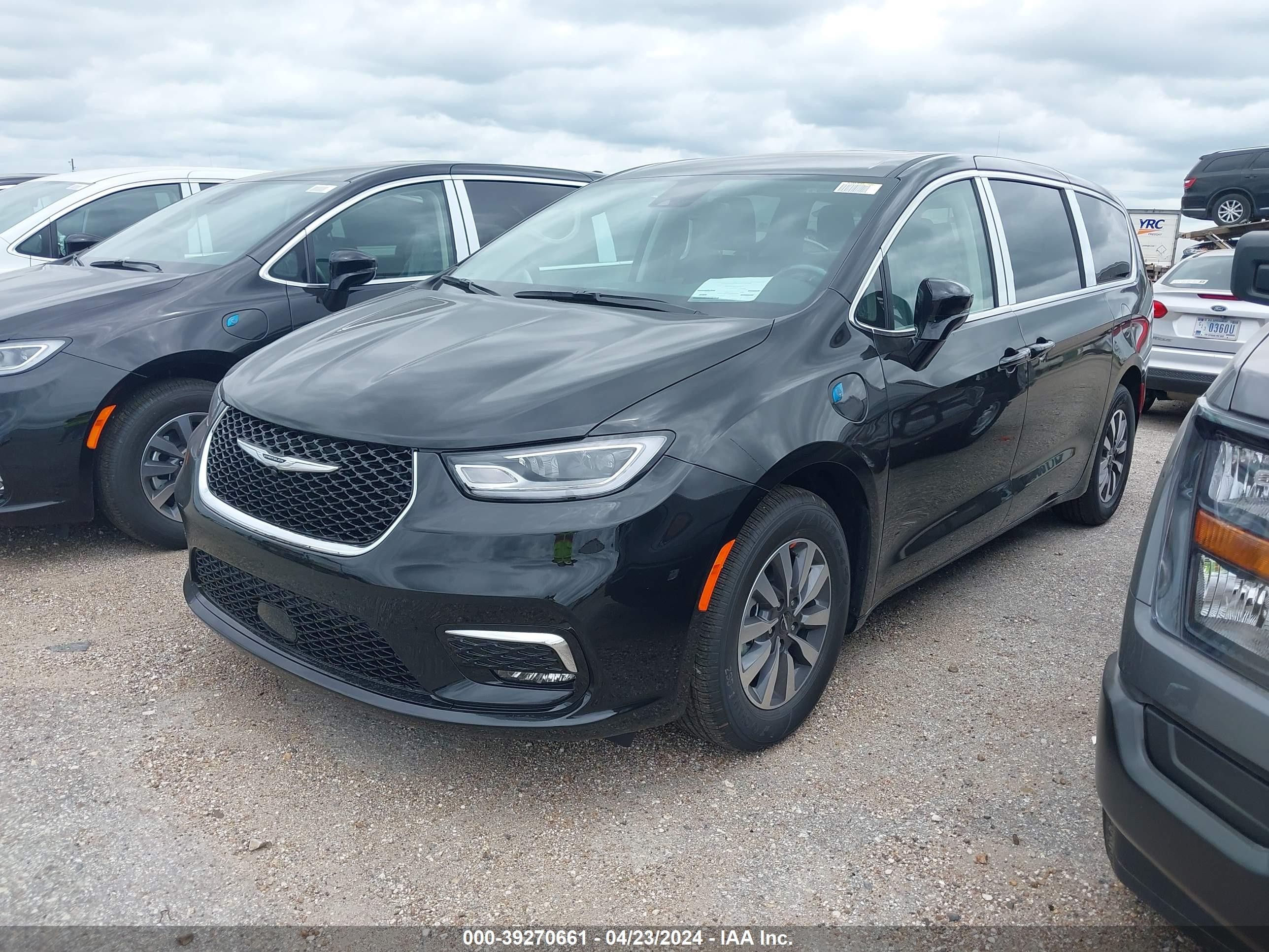 Photo 1 VIN: 2C4RC1S7XRR147251 - CHRYSLER PACIFICA 