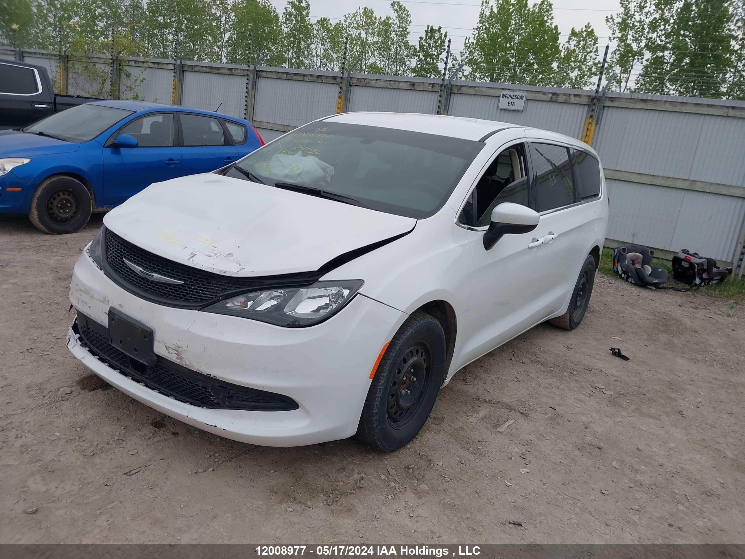 Photo 1 VIN: 2C4RC1ZG8NR201520 - CHRYSLER NULL 