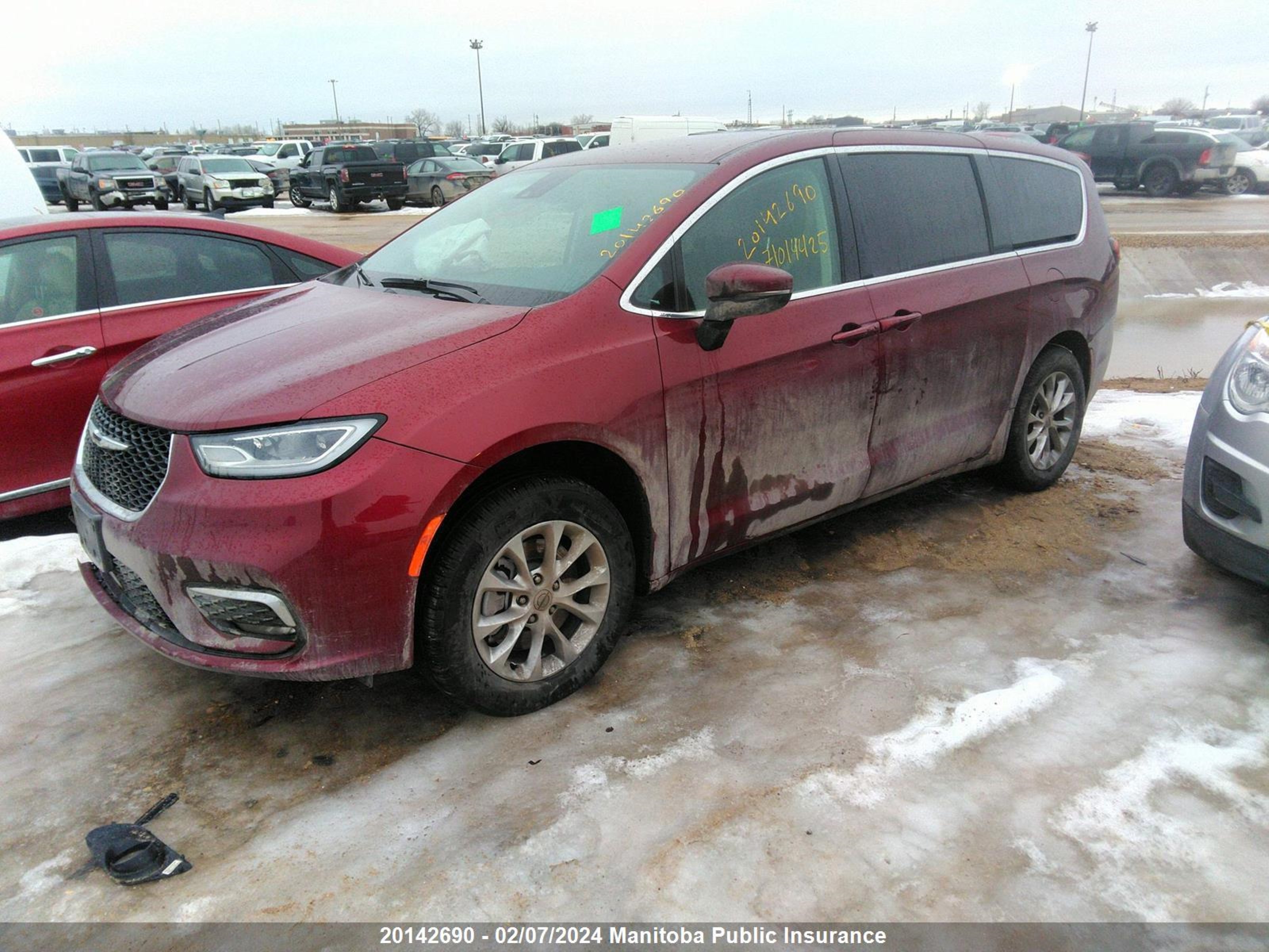 Photo 1 VIN: 2C4RC3BG3PR565885 - CHRYSLER PACIFICA 