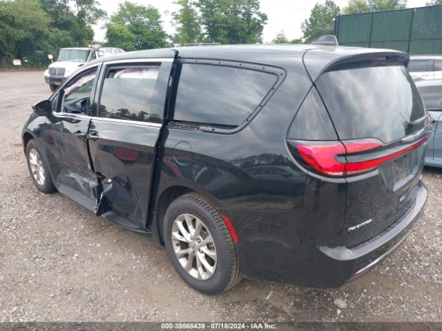 Photo 2 VIN: 2C4RC3BG3PR609478 - CHRYSLER PACIFICA 