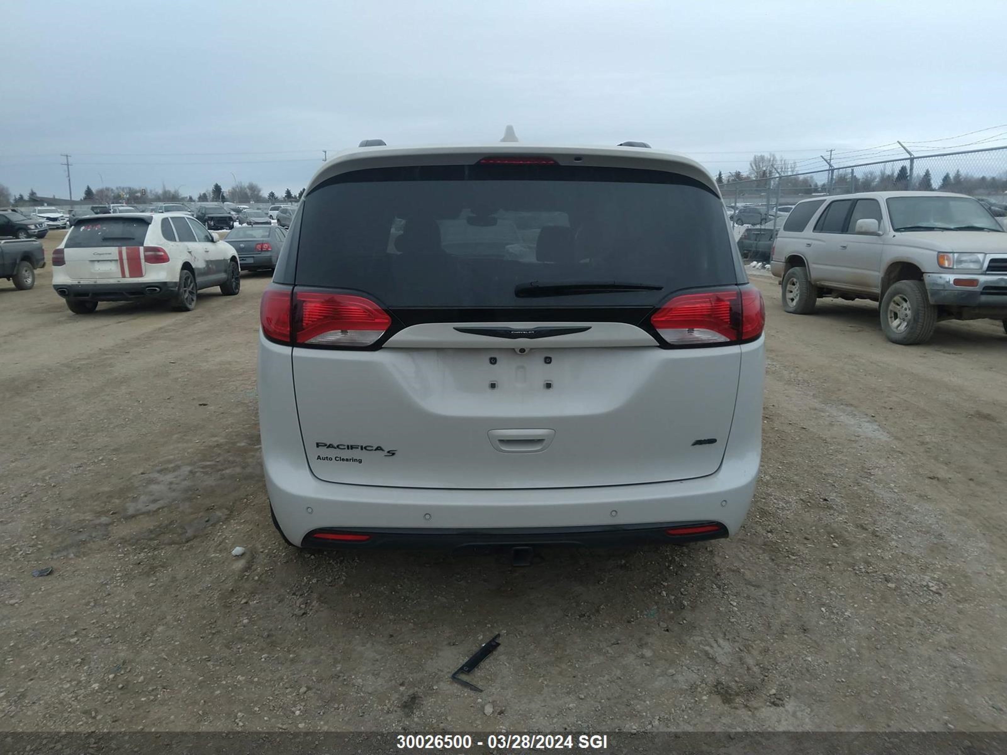 Photo 15 VIN: 2C4RC3BG5LR290725 - CHRYSLER PACIFICA 