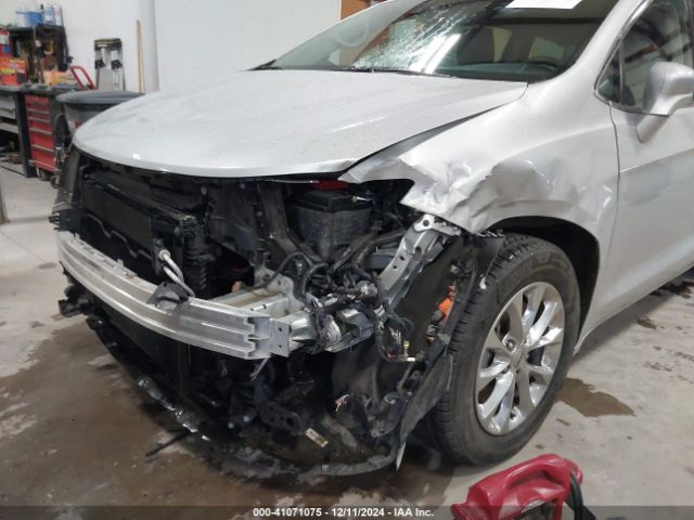 Photo 5 VIN: 2C4RC3BG6NR183833 - CHRYSLER PACIFICA 