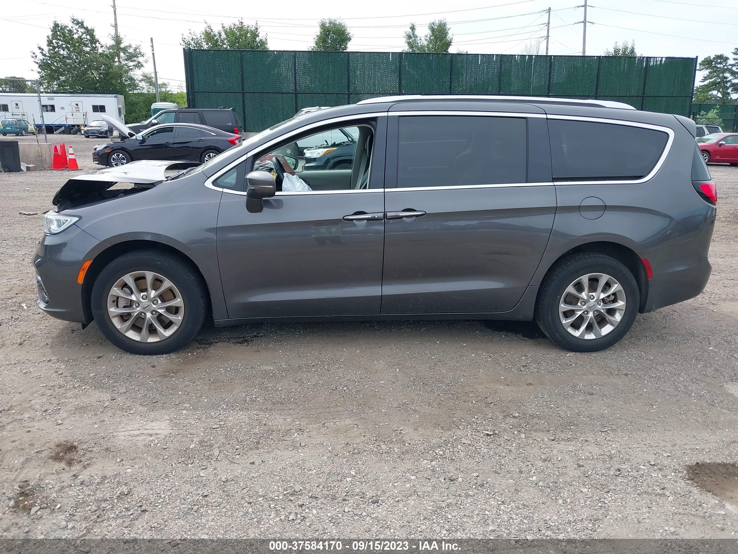 Photo 13 VIN: 2C4RC3BG7MR511419 - CHRYSLER PACIFICA 