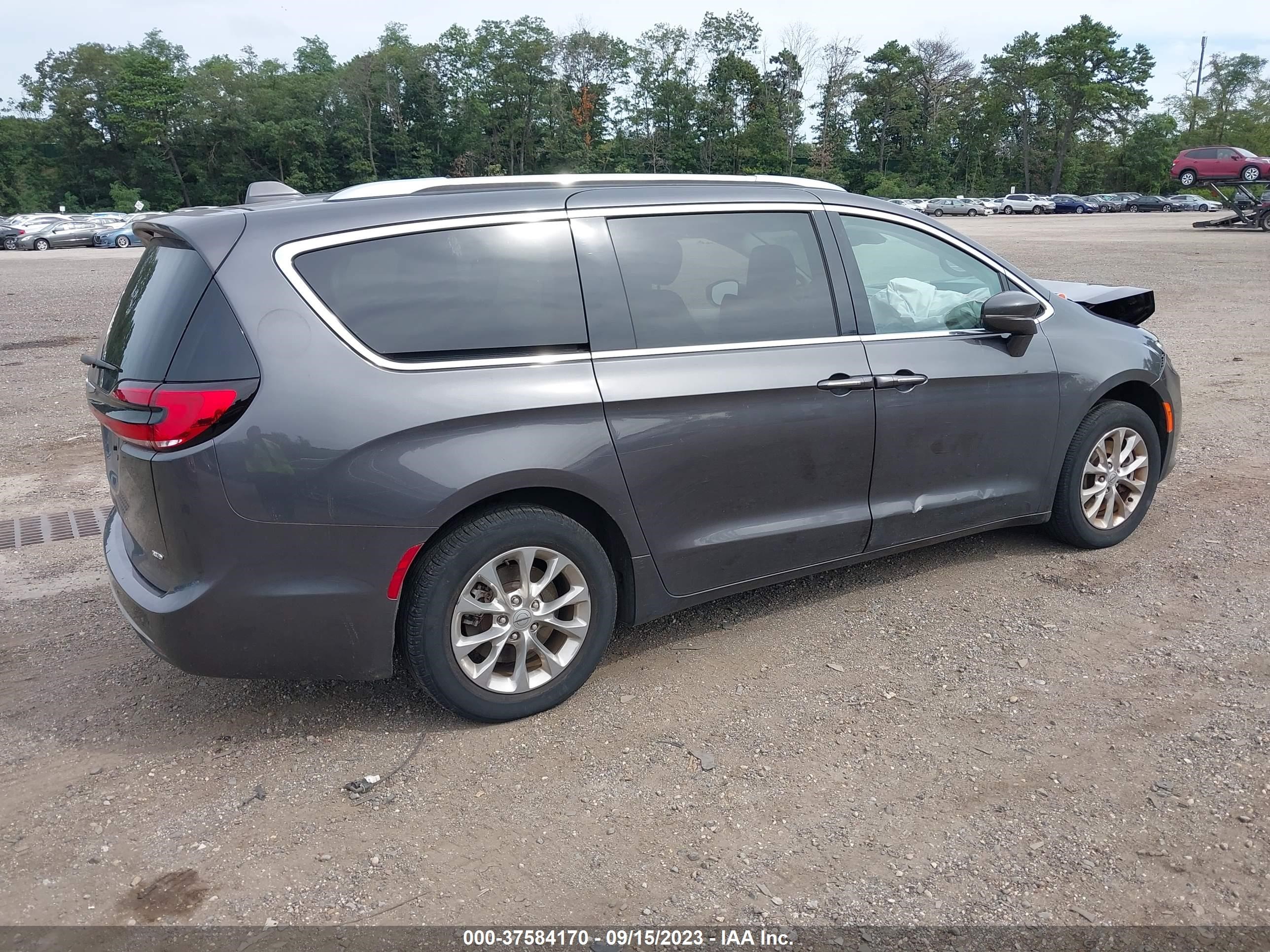 Photo 3 VIN: 2C4RC3BG7MR511419 - CHRYSLER PACIFICA 