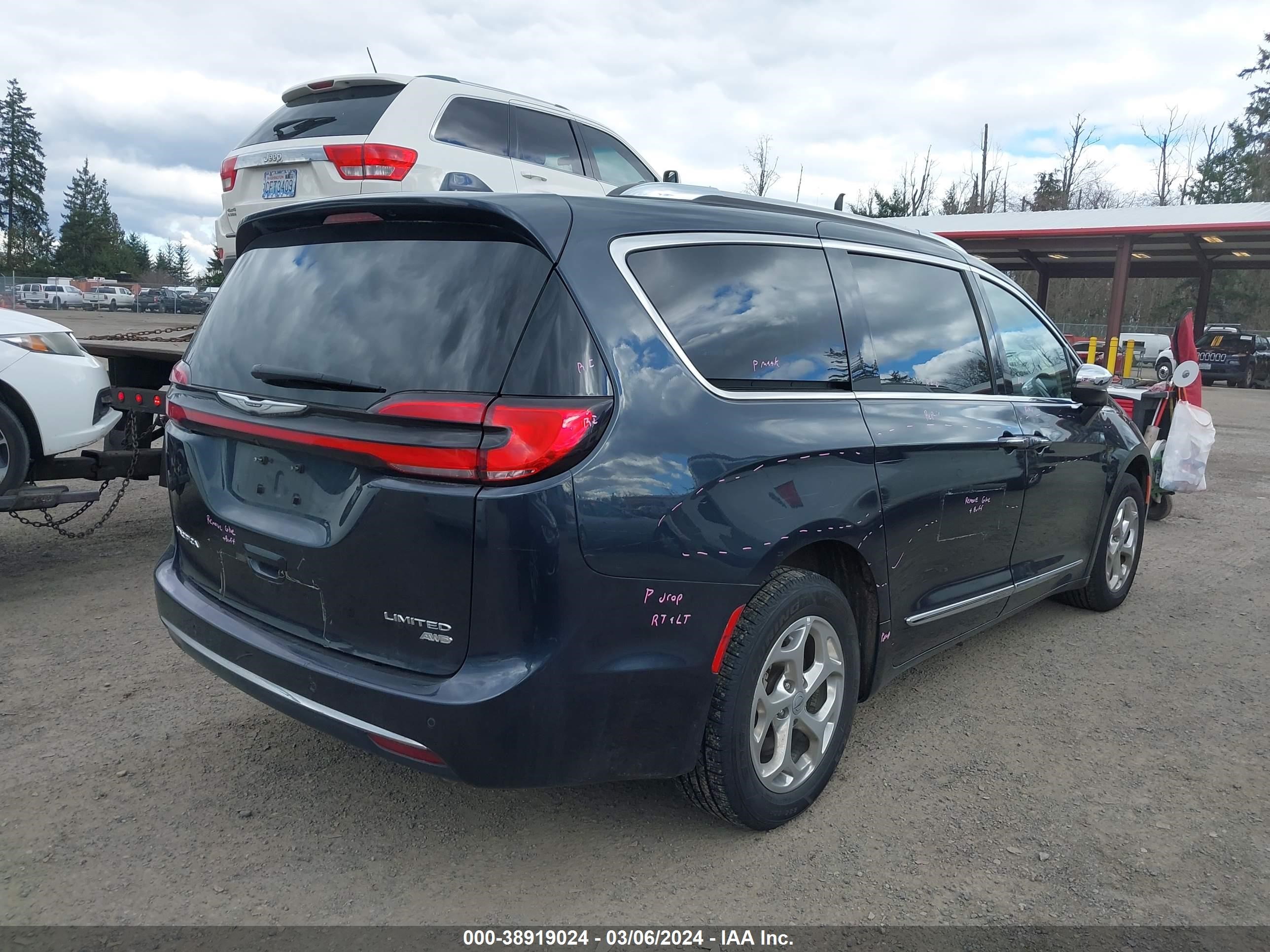 Photo 3 VIN: 2C4RC3GG9MR537013 - CHRYSLER PACIFICA 