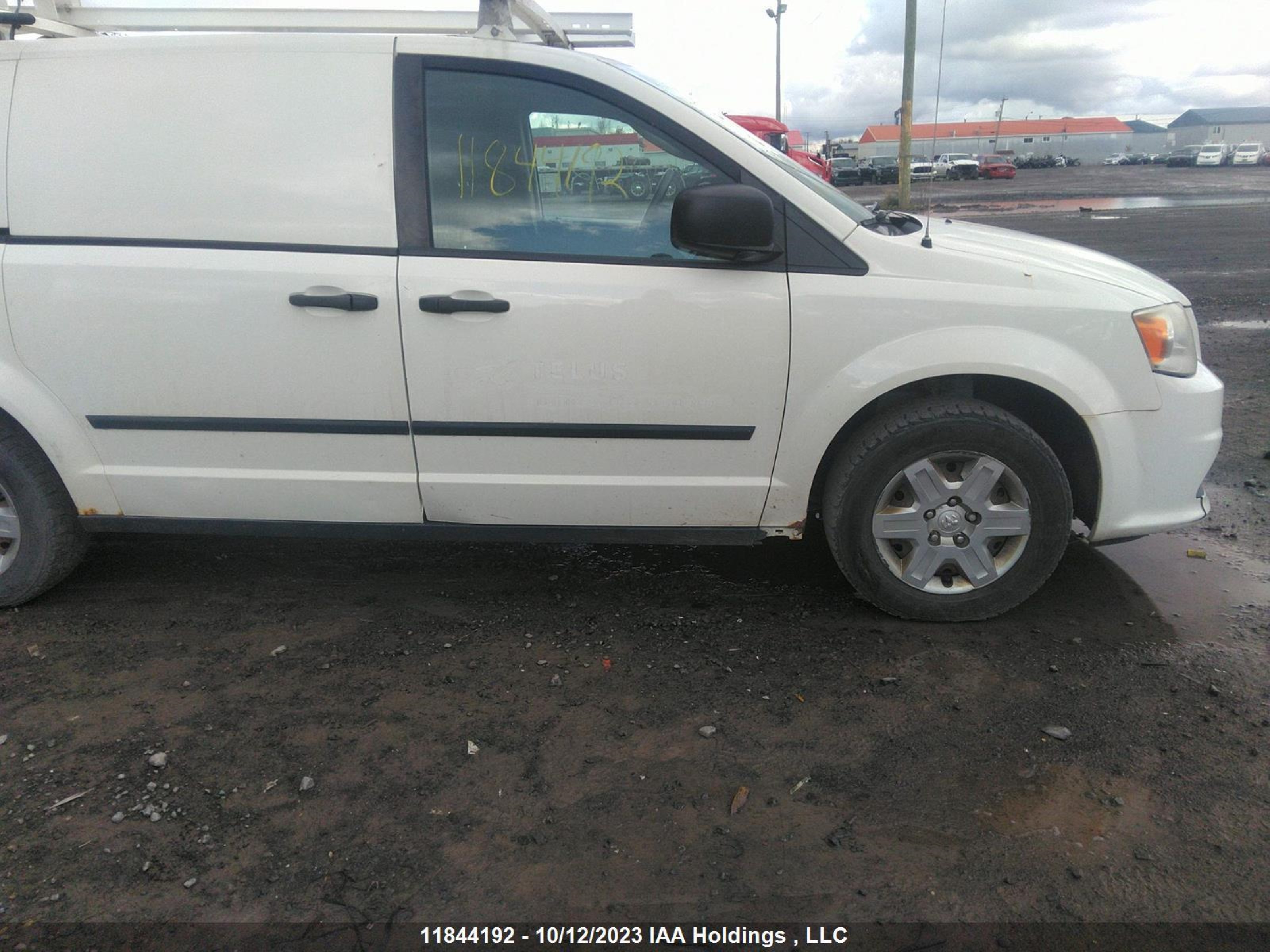 Photo 5 VIN: 2C4RDGAGXCR425168 - RAM CARGO VAN TRADESMAN 