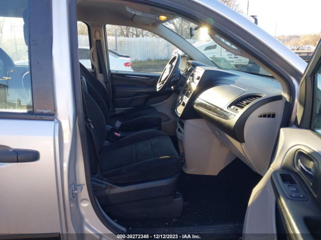 Photo 4 VIN: 2C4RDGBG0CR380434 - DODGE GRAND CARAVAN 