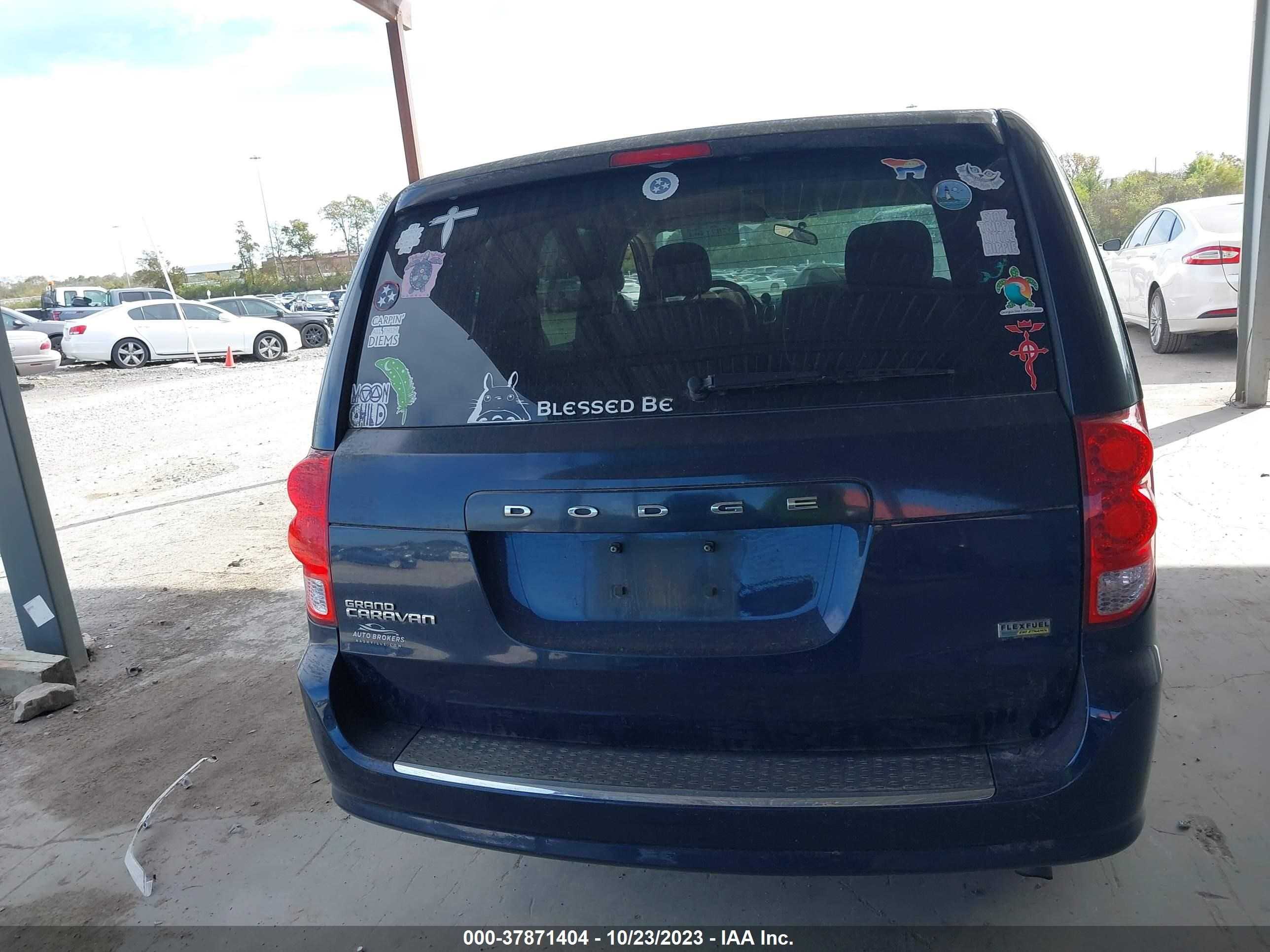 Photo 14 VIN: 2C4RDGBG0DR515932 - DODGE CARAVAN 