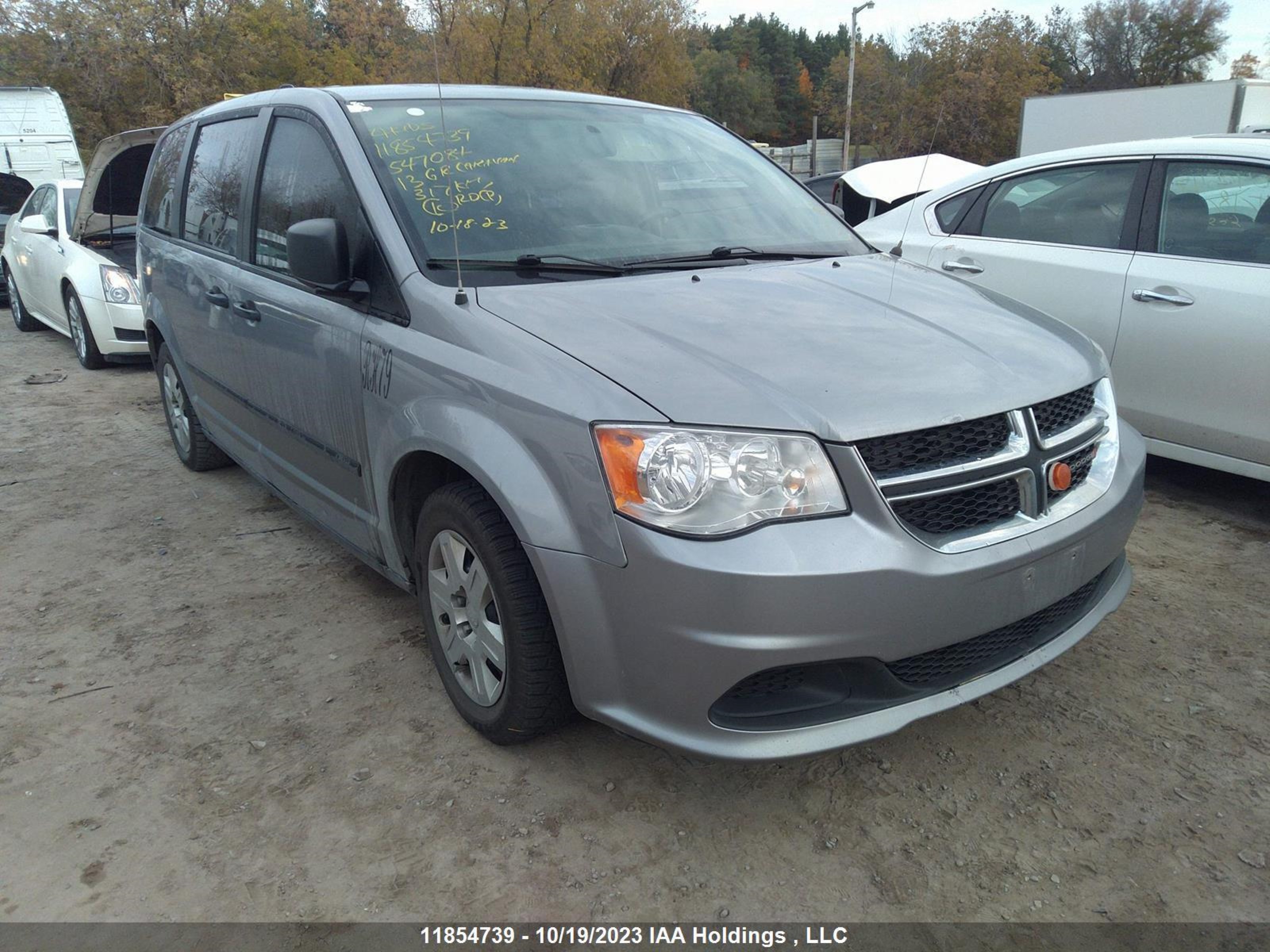 Photo 0 VIN: 2C4RDGBG0DR547084 - DODGE CARAVAN 