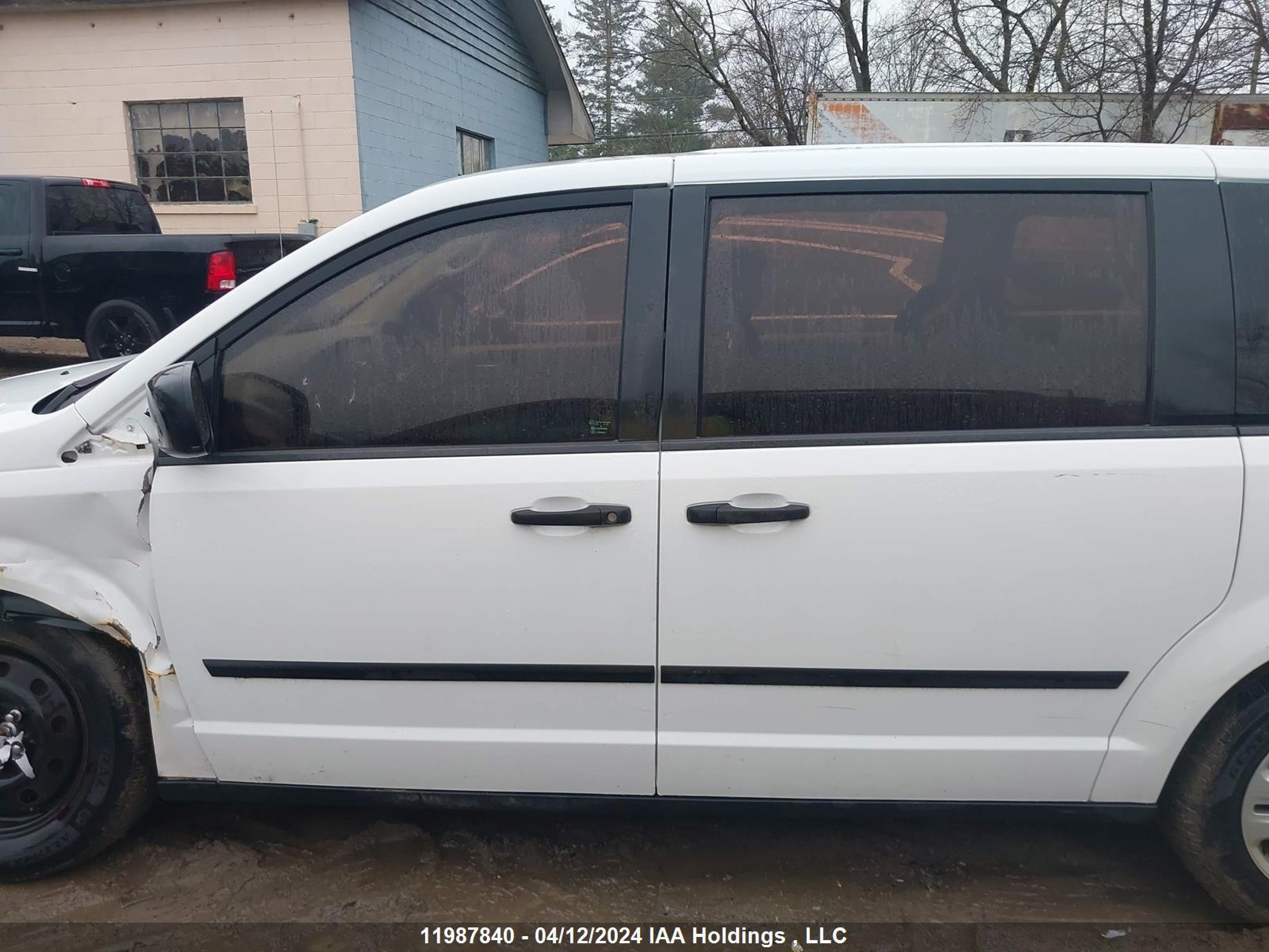 Photo 13 VIN: 2C4RDGBG0ER306398 - DODGE CARAVAN 