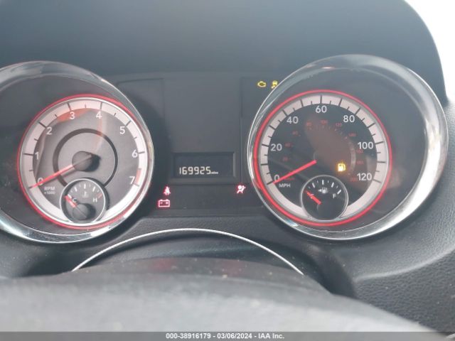 Photo 6 VIN: 2C4RDGBG0ER420983 - DODGE GRAND CARAVAN 