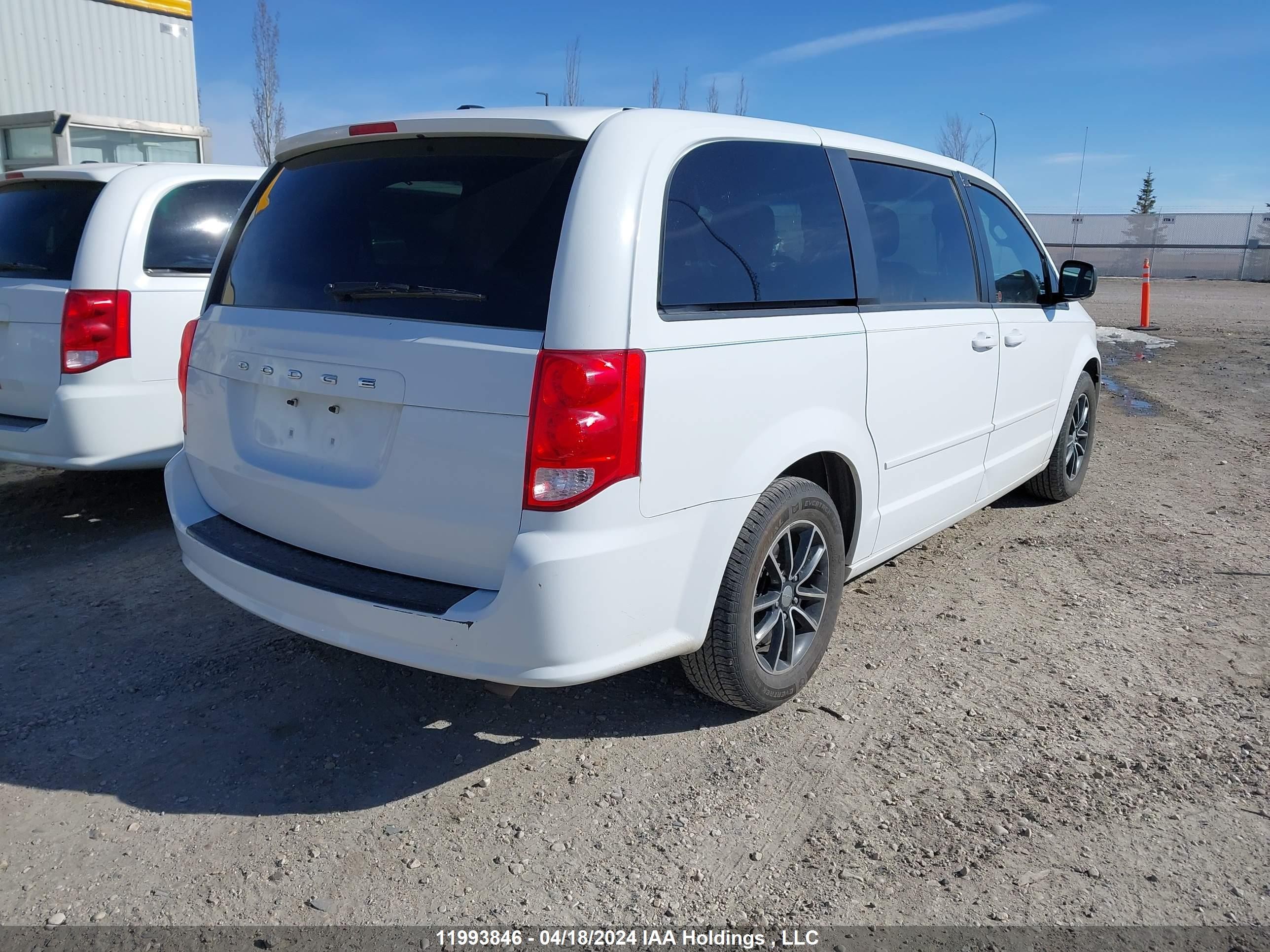 Photo 3 VIN: 2C4RDGBG0FR501399 - DODGE CARAVAN 