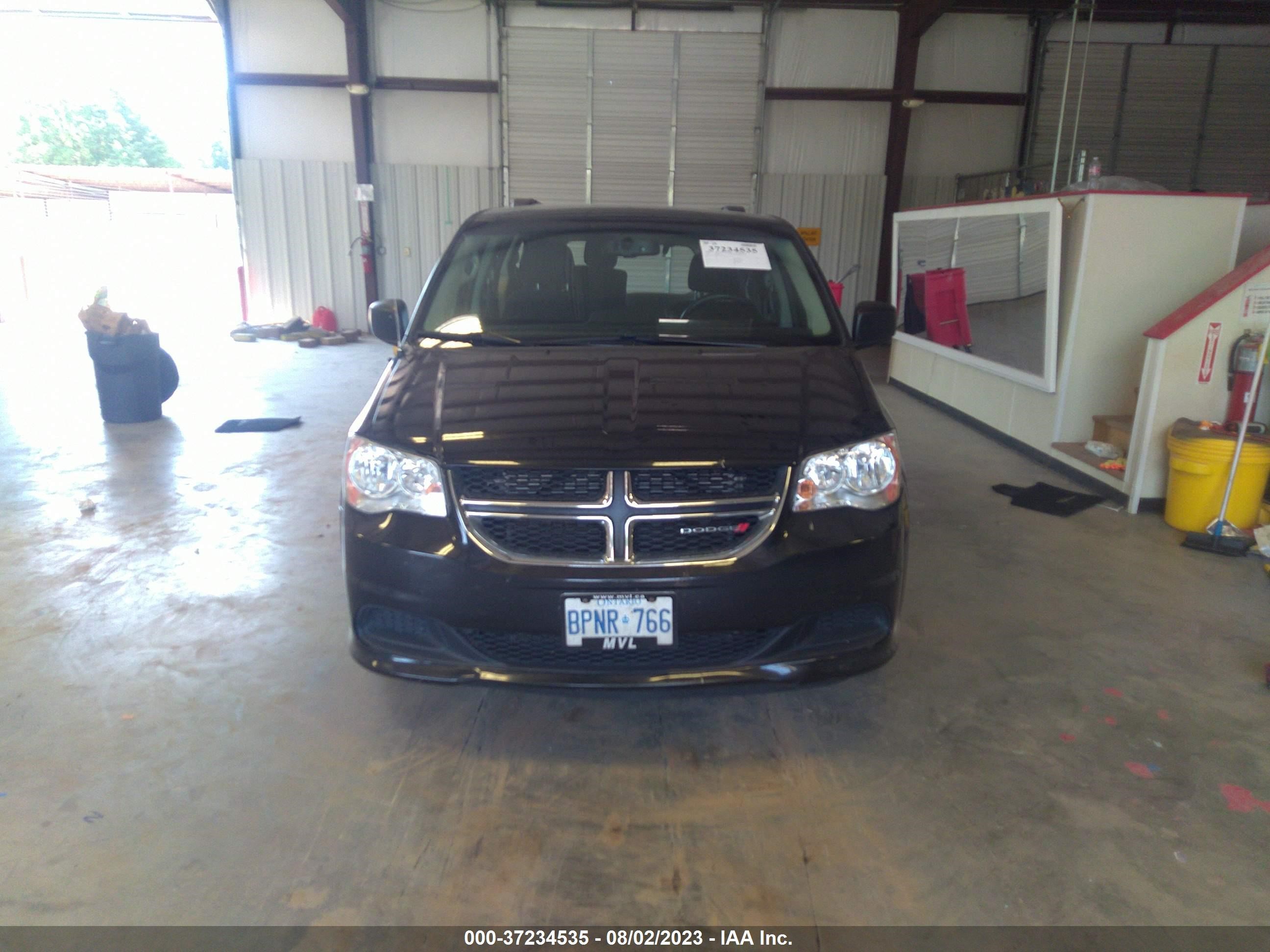 Photo 10 VIN: 2C4RDGBG0GR110285 - DODGE CARAVAN 