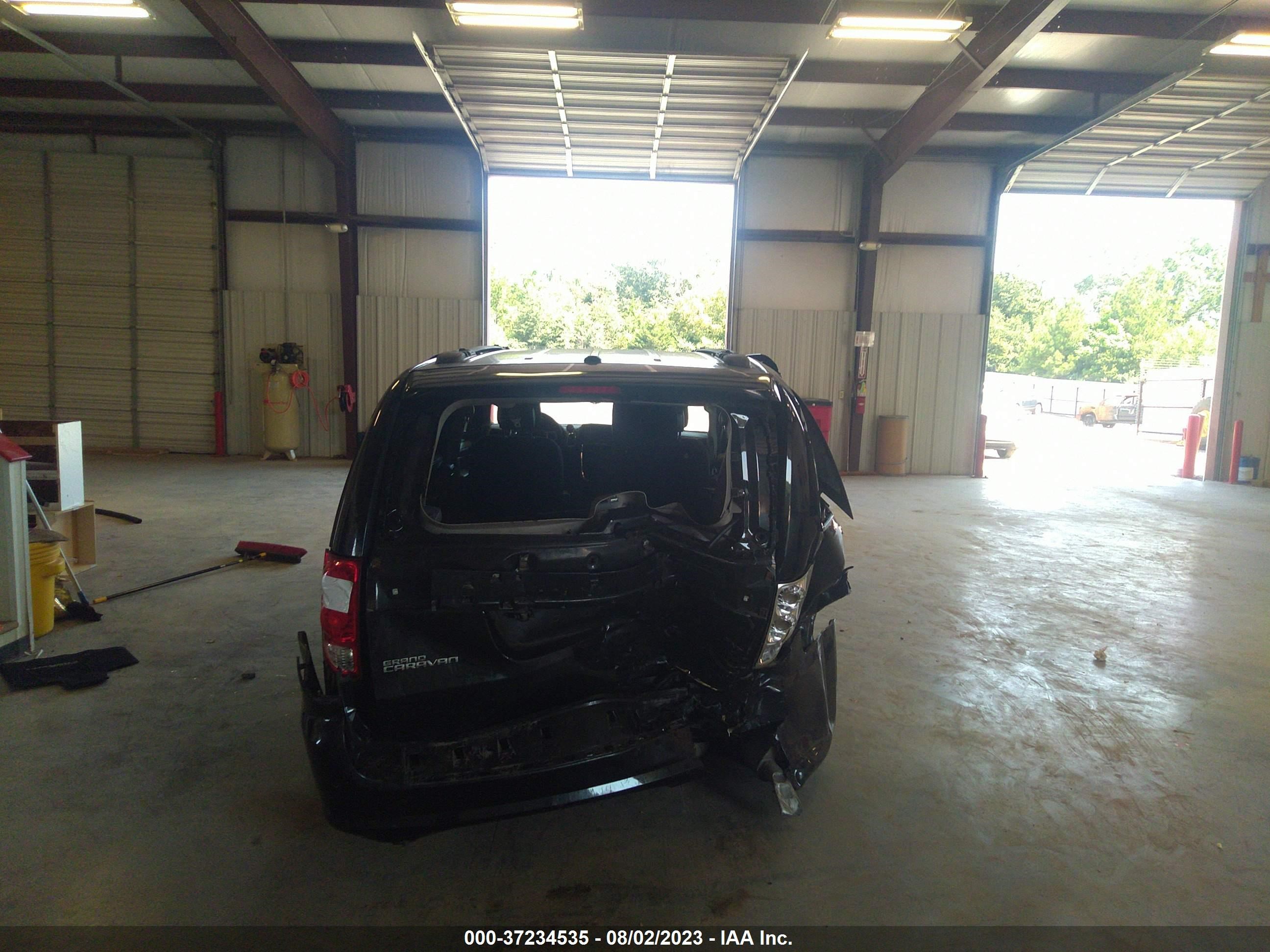 Photo 14 VIN: 2C4RDGBG0GR110285 - DODGE CARAVAN 