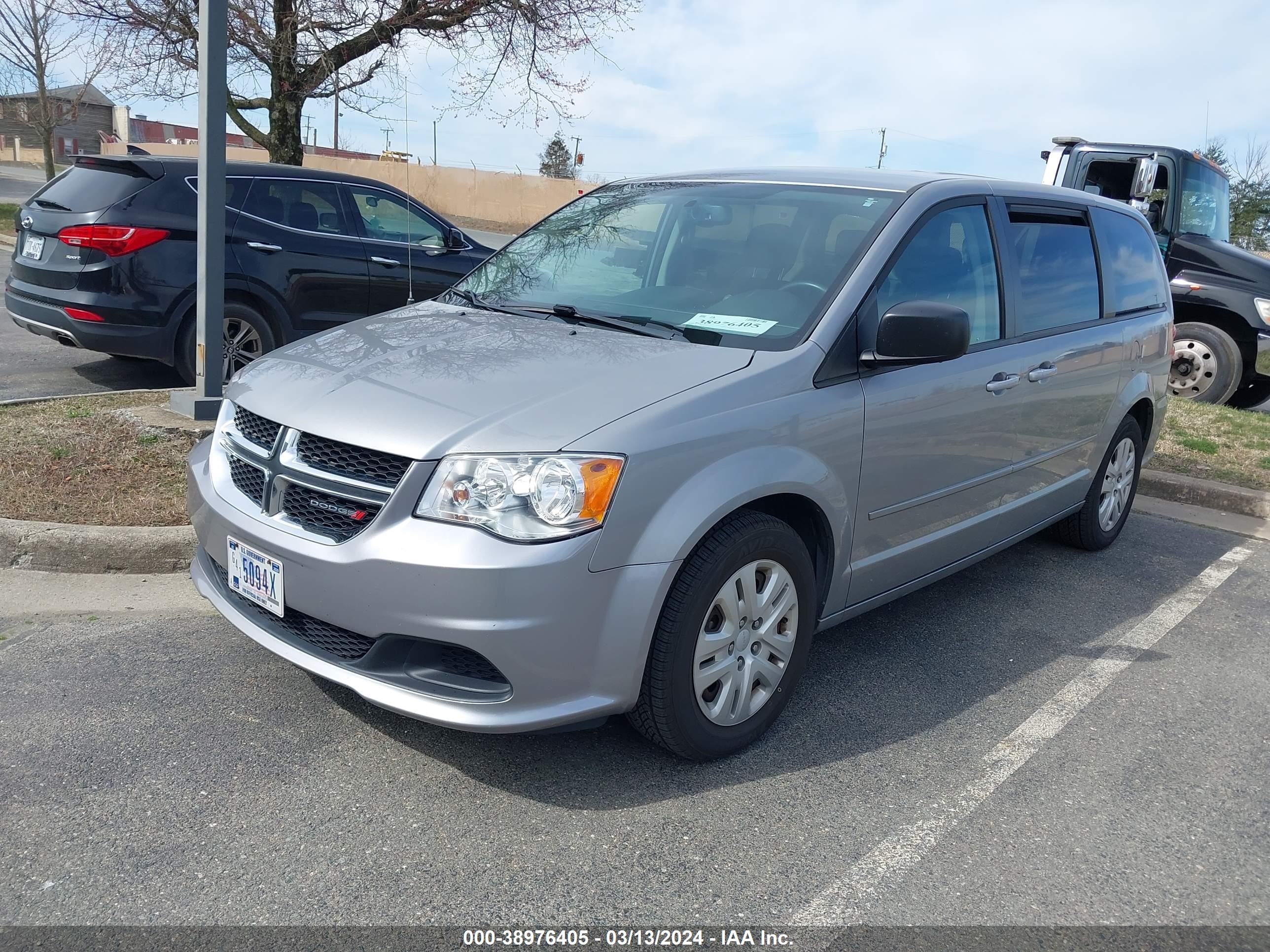 Photo 1 VIN: 2C4RDGBG0GR136479 - DODGE CARAVAN 