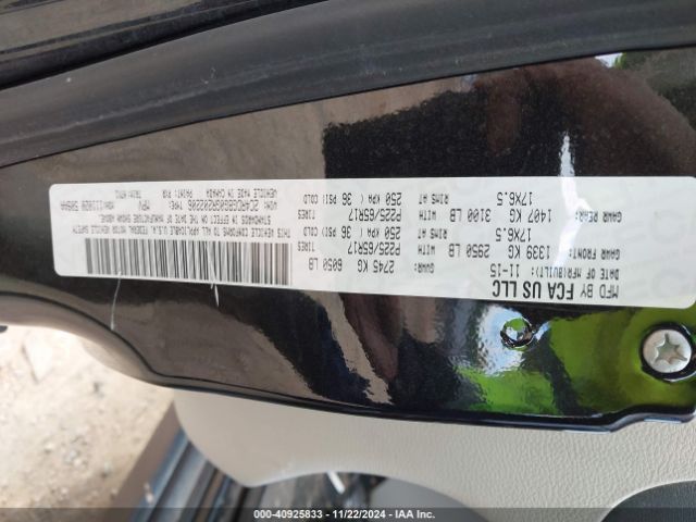 Photo 8 VIN: 2C4RDGBG0GR202206 - DODGE GRAND CARAVAN 