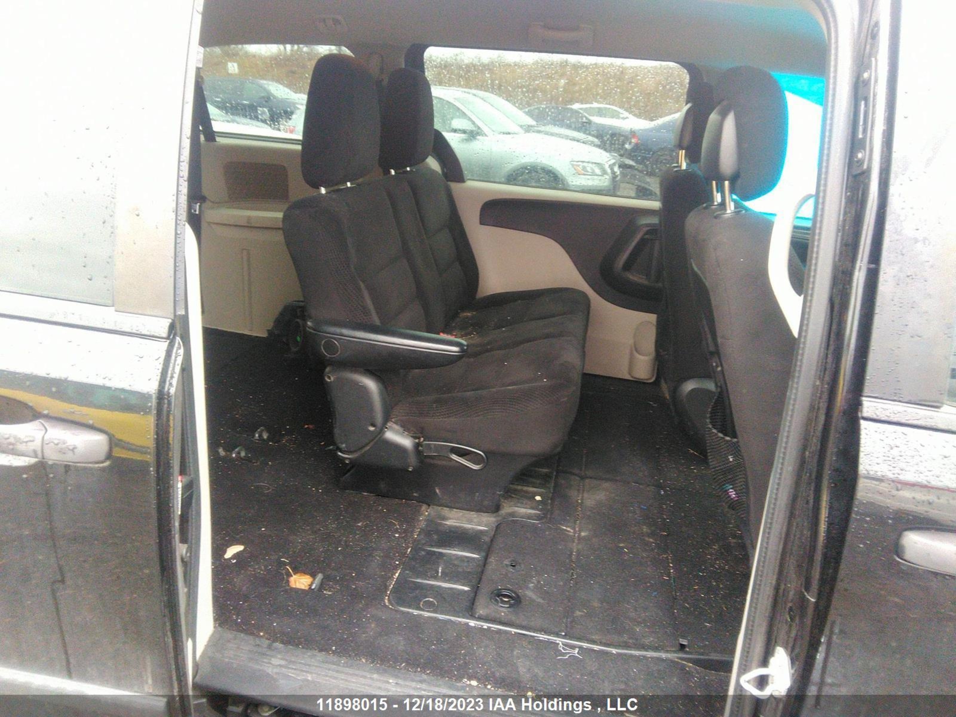 Photo 7 VIN: 2C4RDGBG0GR275706 - DODGE CARAVAN 