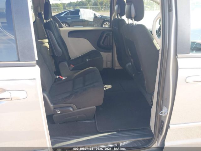 Photo 7 VIN: 2C4RDGBG0GR324791 - DODGE GRAND CARAVAN 