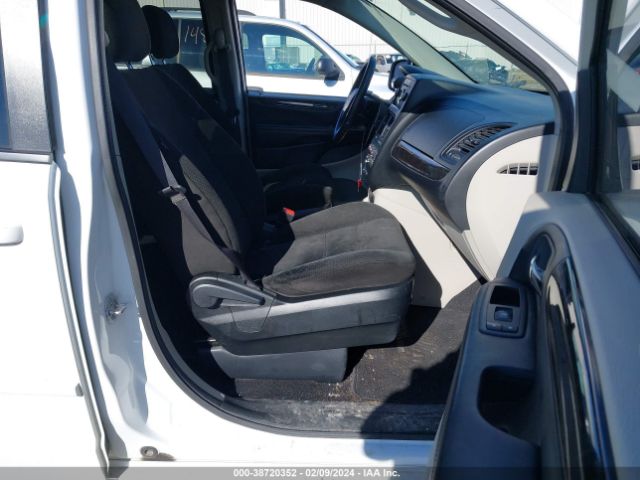 Photo 4 VIN: 2C4RDGBG0GR370380 - DODGE GRAND CARAVAN 