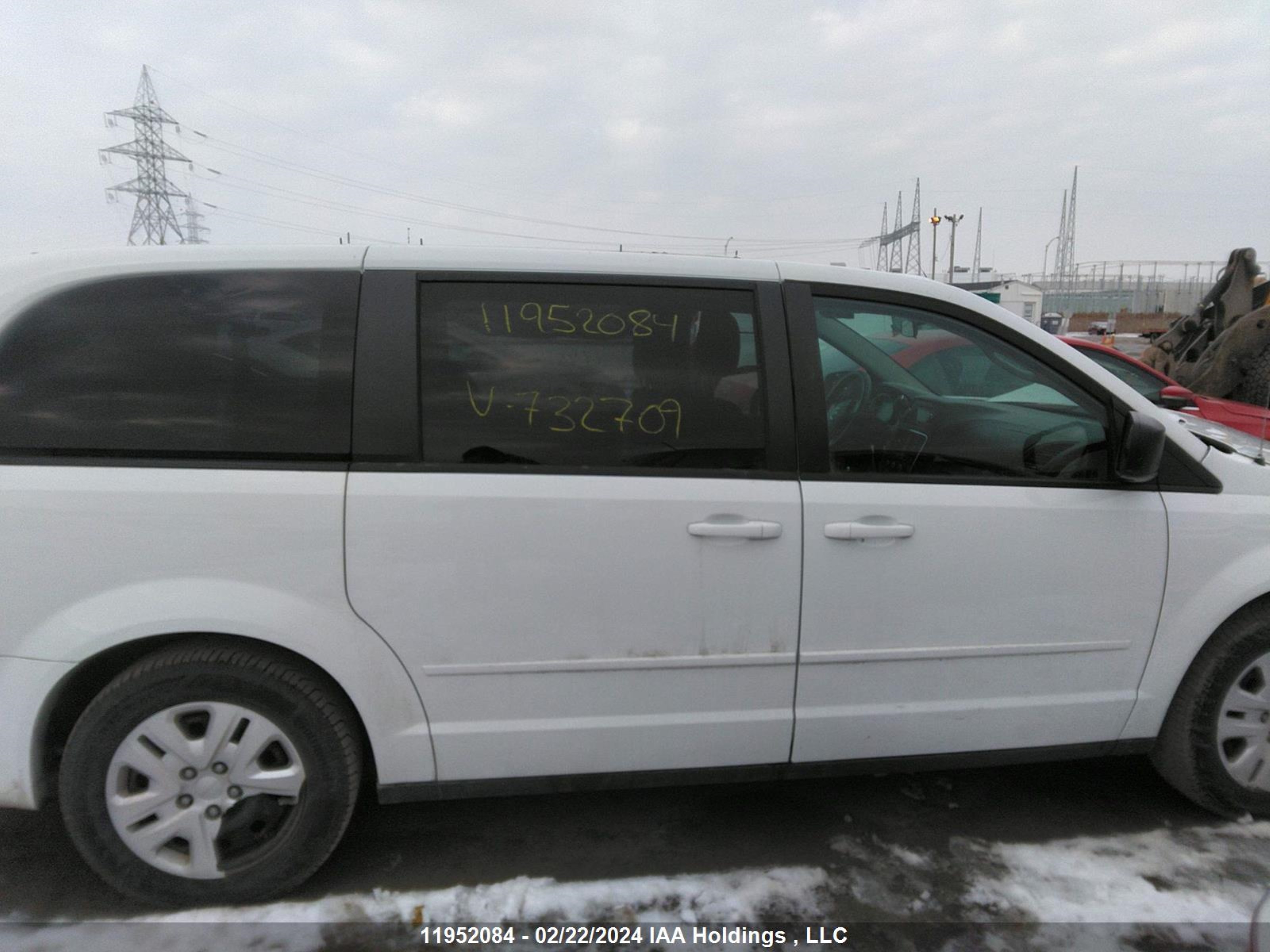 Photo 13 VIN: 2C4RDGBG0HR732709 - DODGE CARAVAN 