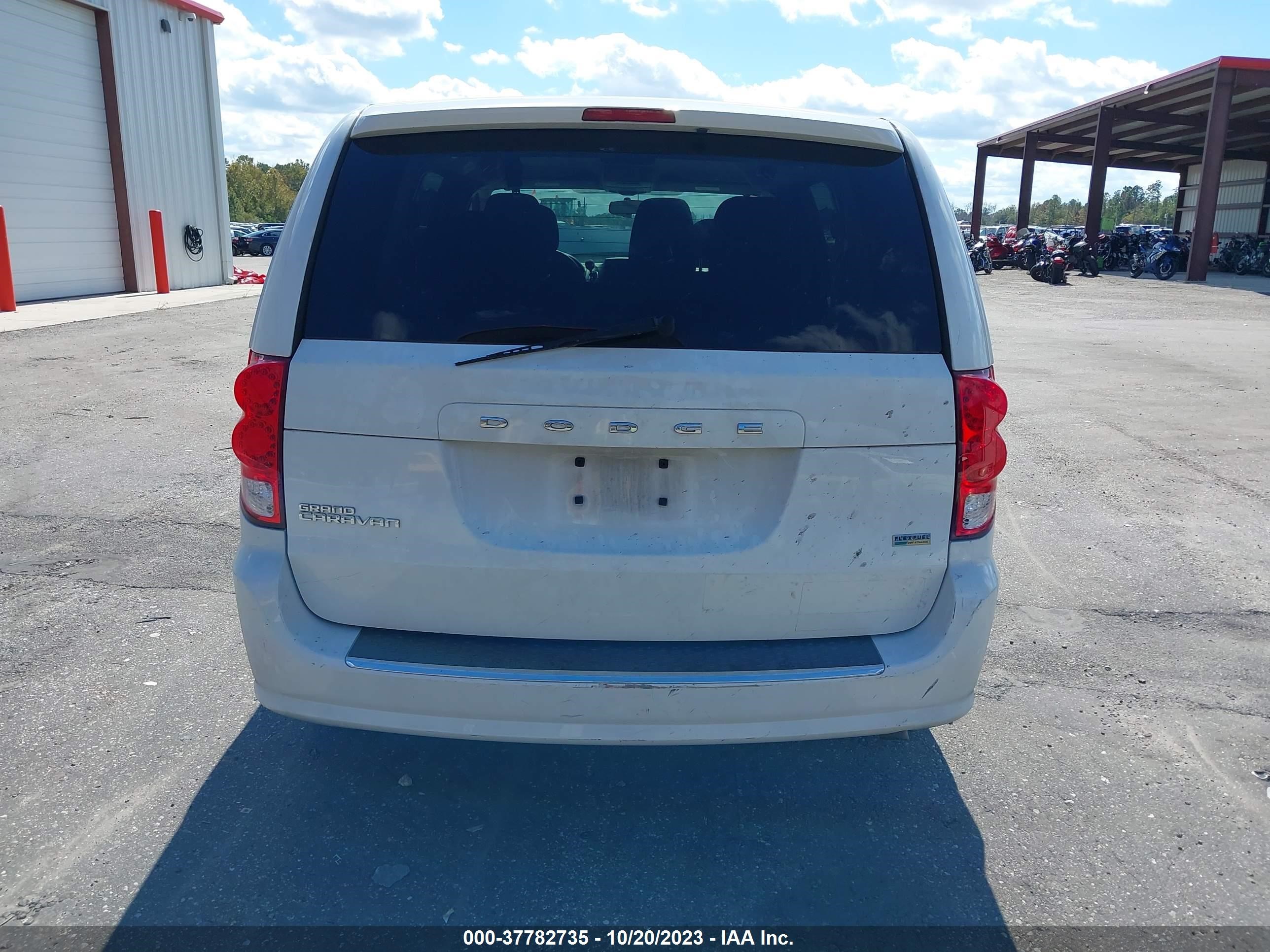 Photo 15 VIN: 2C4RDGBG0HR854907 - DODGE CARAVAN 