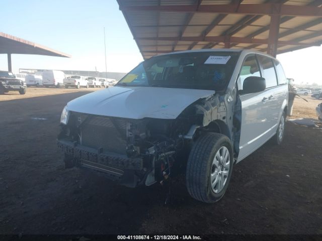 Photo 1 VIN: 2C4RDGBG0JR137946 - DODGE GRAND CARAVAN 