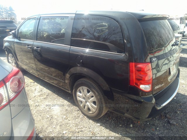 Photo 2 VIN: 2C4RDGBG0JR151491 - DODGE GRAND CARAVAN 