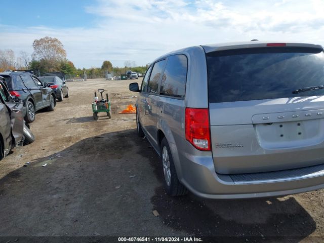 Photo 2 VIN: 2C4RDGBG0JR173619 - DODGE GRAND CARAVAN 